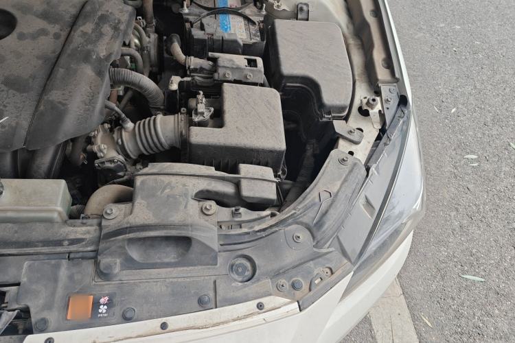 Used Mazda 3 Axela 2019 Cloud-Controlled Version Sedan 1.5L Automatic Comfort Trim China VI Standard Engine Bay Left