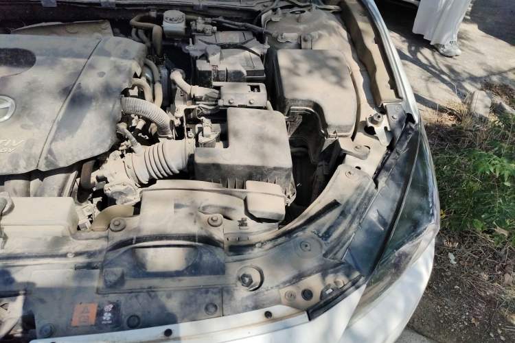Used Mazda 3 Axela 2019 Cloud-Controlled Sedan 1.5L Automatic Luxury Model China VI Standard Engine Bay Left