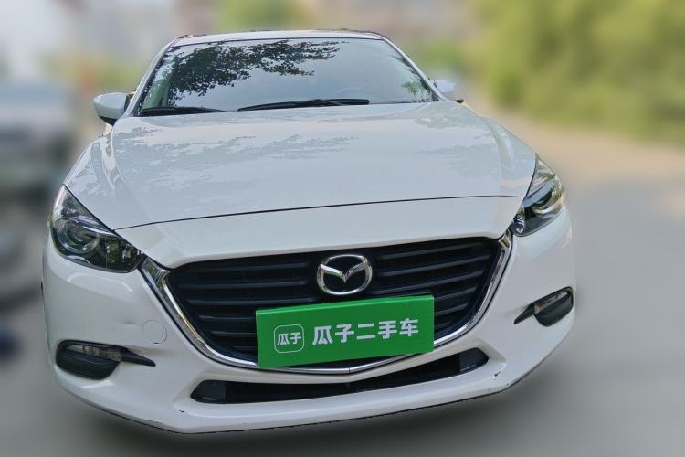 Used Mazda 3 Axela 2019 Cloud-Controlled Version Sedan 1.5L Automatic Comfort Trim China VI Standard Exterior 1