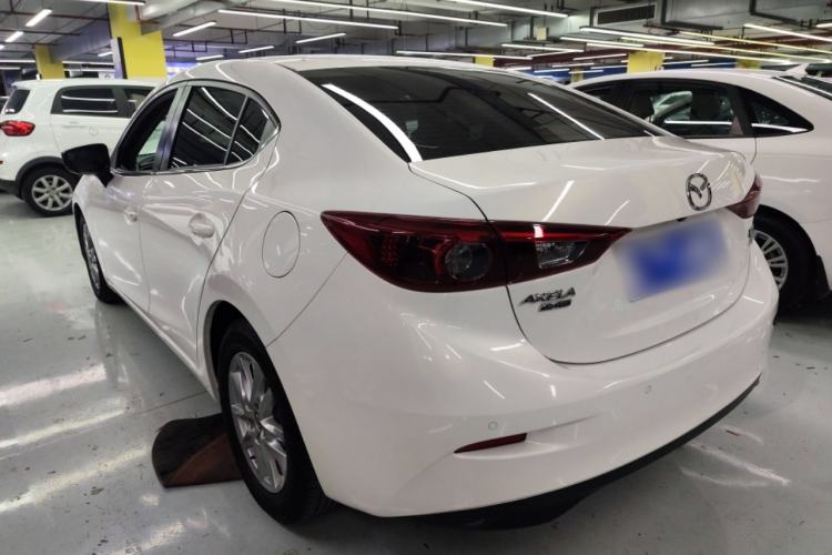 Used Mazda 3 Axela 2019 Cloud-Controlled Sedan 1.5L Automatic Luxury Model China VI Standard Exterior 2