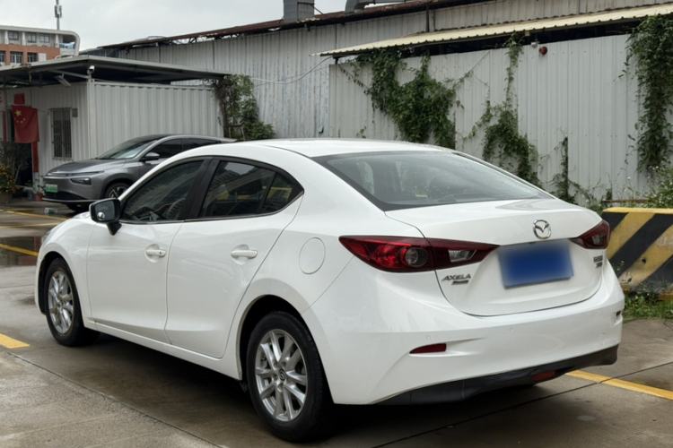 Used Mazda 3 Axela 2019 Cloud-Controlled Version Sedan 1.5L Automatic Comfort Trim China VI Standard Exterior 3