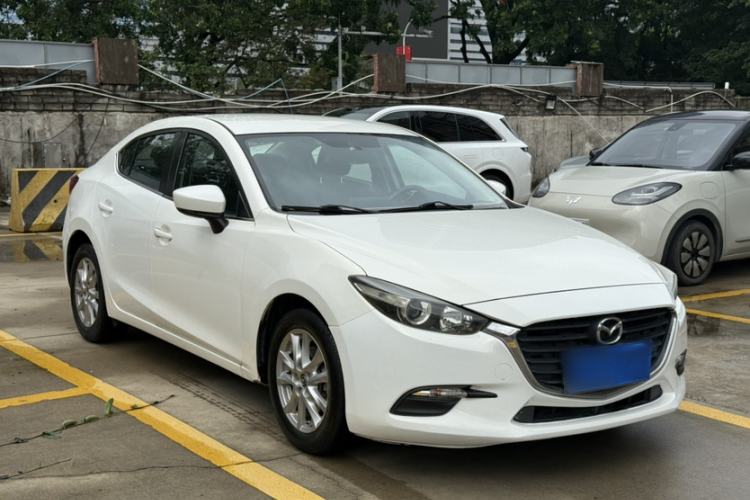 Used Mazda 3 Axela 2019 Cloud-Controlled Version Sedan 1.5L Automatic Comfort Trim China VI Standard Exterior 5