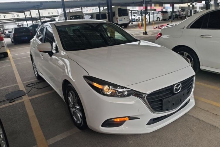 Used Mazda 3 Axela 2019 Cloud-Controlled Version Sedan 1.5L Automatic Comfort Trim China VI Standard Front Right 45 Deg