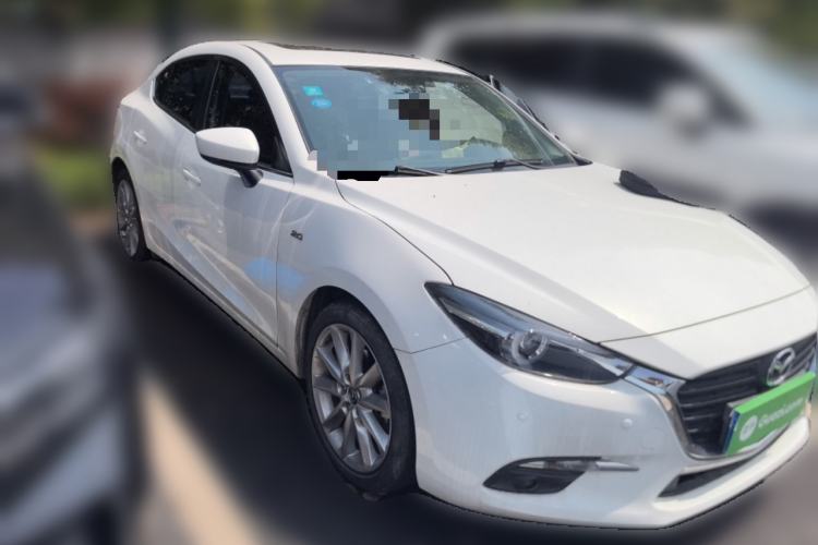 Used Mazda 3 Axela 2019 Cloud-Controlled Version Sedan 2.0L Automatic Luxury Trim China VI Standard Front Right 45 Deg