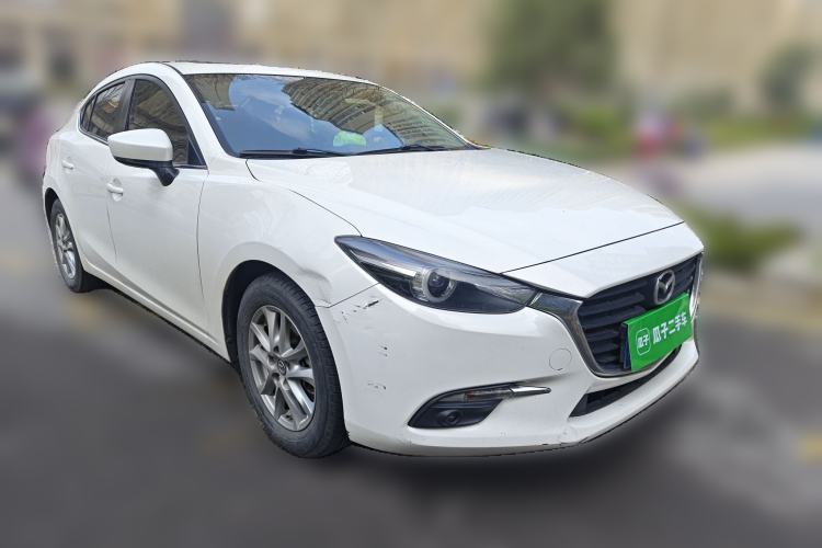 Used Mazda 3 Axela 2019 Cloud-Controlled Sedan 1.5L Automatic Luxury Model China VI Standard Front Right 45 Deg