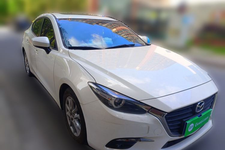 Used Mazda 3 Axela 2019 Cloud-Controlled Sedan 1.5L Automatic Luxury Model China VI Standard Front Right 45 Deg