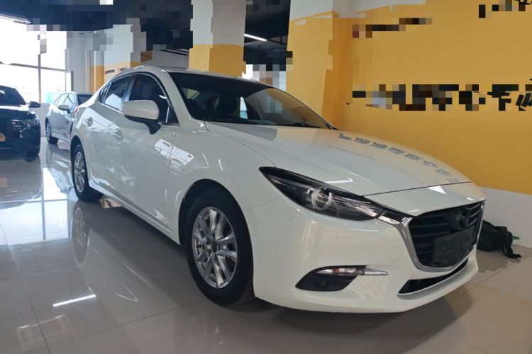 Used Mazda 3 Axela 2019 Cloud-Controlled Sedan 1.5L Automatic Luxury Model China VI Standard Front Right 45 Deg