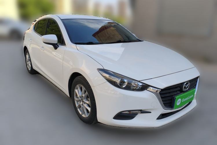 Used Mazda 3 Axela 2019 Cloud-Controlled Version Sedan 1.5L Automatic Comfort Trim China VI Standard Front Right 45 Deg
