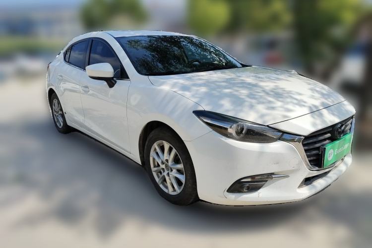 Used Mazda 3 Axela 2019 Cloud-Controlled Sedan 1.5L Automatic Luxury Model China VI Standard Front Right 45 Deg