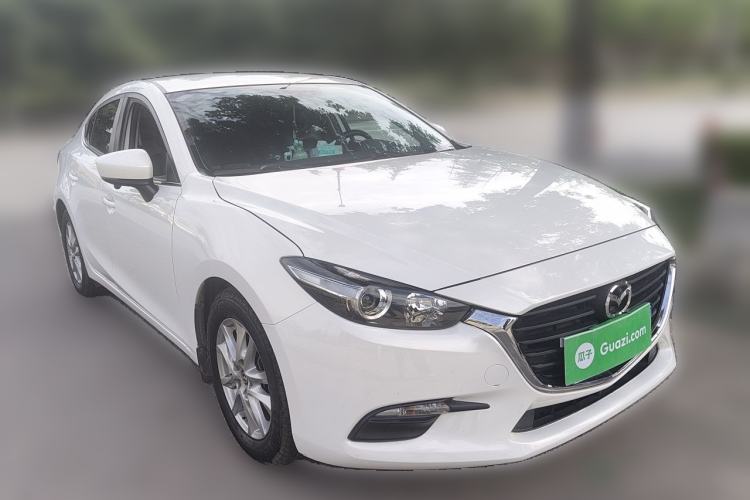 Used Mazda 3 Axela 2019 Cloud-Controlled Version Sedan 1.5L Automatic Comfort Trim China VI Standard Front Right 45 Deg