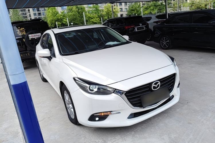 Used Mazda 3 Axela 2019 Cloud-Controlled Sedan 1.5L Automatic Luxury Model China VI Standard Front Right 45 Deg