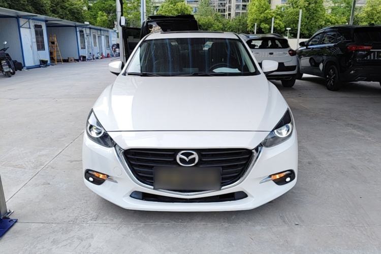 Used Mazda 3 Axela 2019 Cloud-Controlled Sedan 1.5L Automatic Luxury Model China VI Standard Front