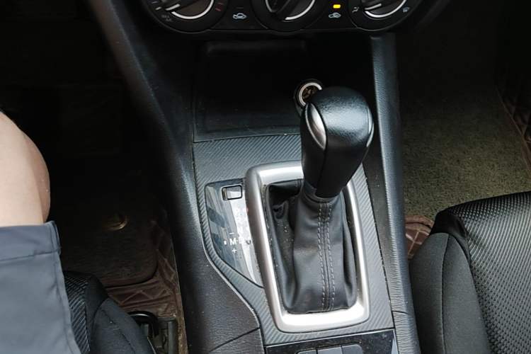 Used Mazda 3 Axela 2019 Cloud-Controlled Version Sedan 1.5L Automatic Comfort Trim China VI Standard Gear Lever