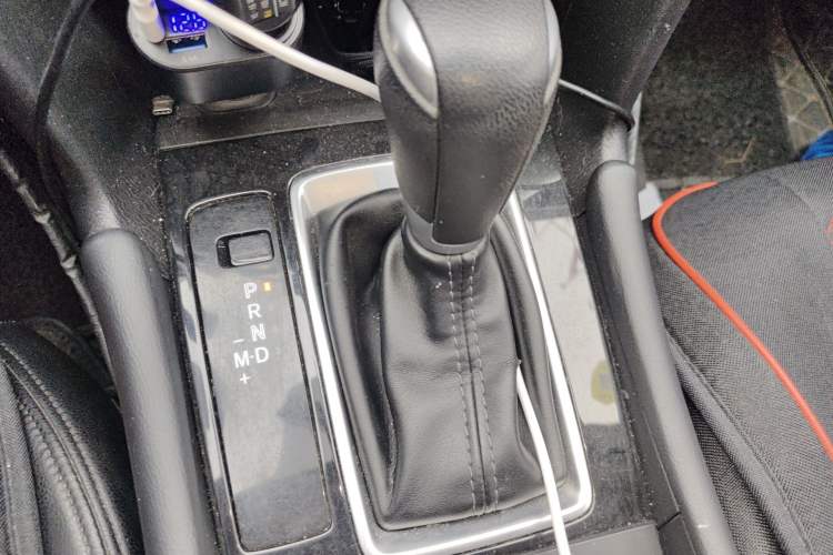 Used Mazda 3 Axela 2019 Cloud-Controlled Sedan 1.5L Automatic Luxury Model China VI Standard Gear Lever