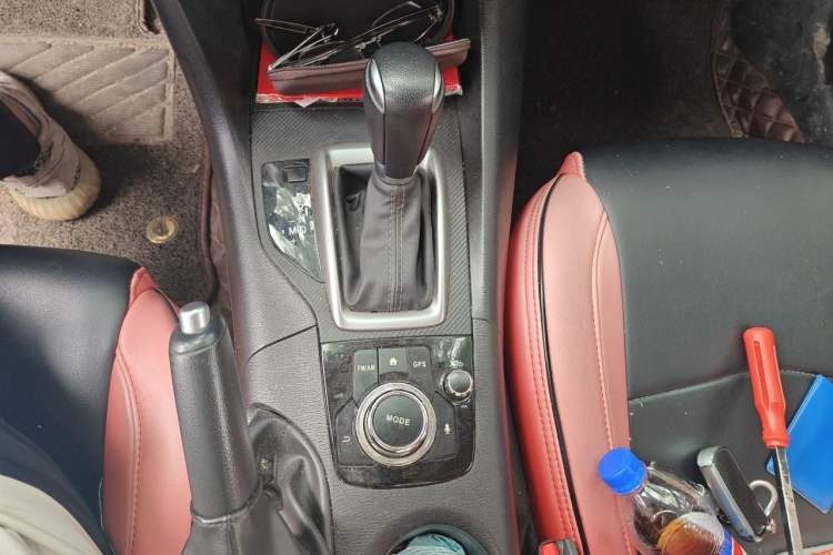 Used Mazda 3 Axela 2019 Cloud-Controlled Version Sedan 1.5L Automatic Comfort Trim China VI Standard Gear Lever