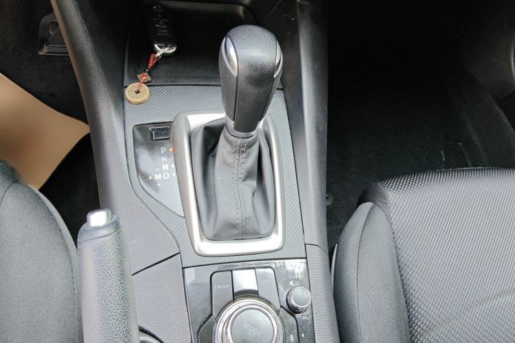 Used Mazda 3 Axela 2019 Cloud-Controlled Version Sedan 1.5L Automatic Comfort Trim China VI Standard Gear Lever