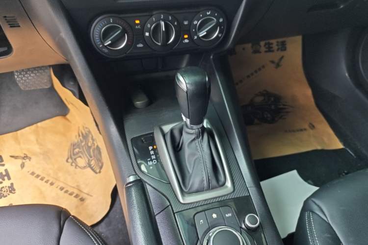 Used Mazda 3 Axela 2019 Cloud-Controlled Version Sedan 1.5L Automatic Comfort Trim China VI Standard Gear Lever