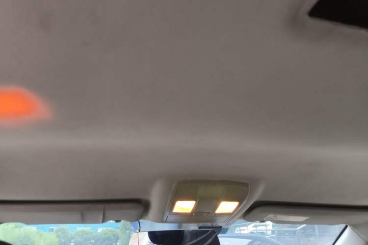 Used Mazda 3 Axela 2019 Cloud-Controlled Version Sedan 1.5L Automatic Comfort Trim China VI Standard Headliner