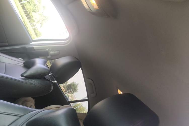 Used Mazda 3 Axela 2019 Cloud-Controlled Version Sedan 1.5L Automatic Comfort Trim China VI Standard Headliner