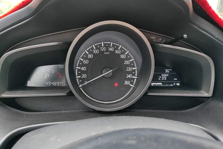 Used Mazda 3 Axela 2019 Cloud-Controlled Version Sedan 1.5L Automatic Comfort Trim China VI Standard Instrument Cluster