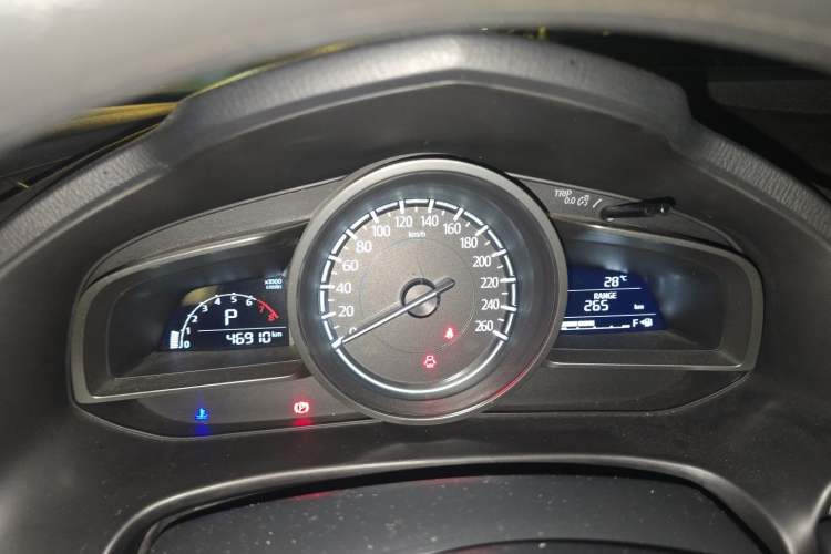 Used Mazda 3 Axela 2019 Cloud-Controlled Sedan 1.5L Automatic Luxury Model China VI Standard Instrument Cluster