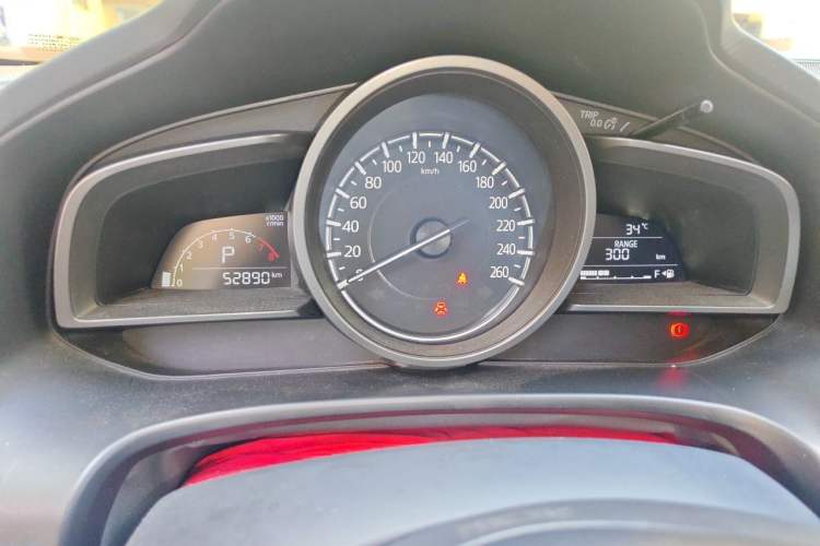 Used Mazda 3 Axela 2019 Cloud-Controlled Version Sedan 1.5L Automatic Comfort Trim China VI Standard Instrument Cluster