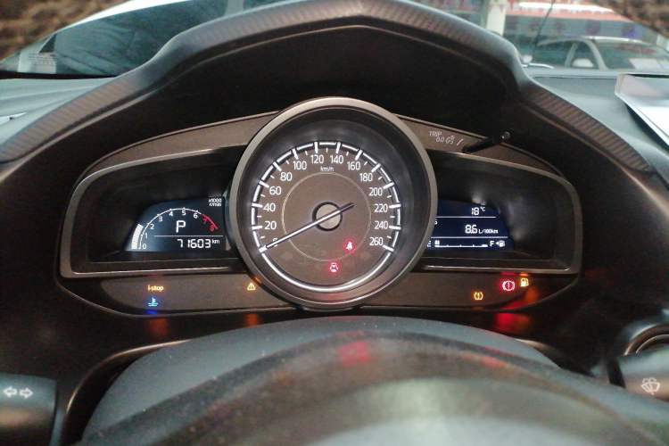 Used Mazda 3 Axela 2019 Cloud-Control Edition Hatchback 1.5L Automatic Comfort Model China VI Standard Instrument Cluster