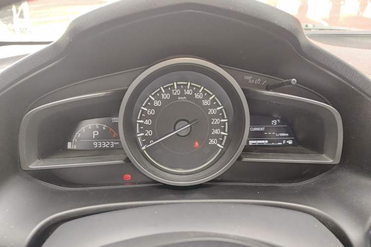 Used Mazda 3 Axela 2019 Cloud-Controlled Sedan 1.5L Automatic Luxury Model China VI Standard Instrument Cluster