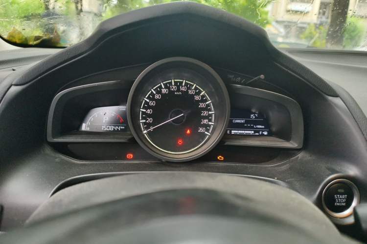 Used Mazda 3 Axela 2019 Cloud-Controlled Version Sedan 2.0L Automatic Luxury Trim China VI Standard Instrument Cluster