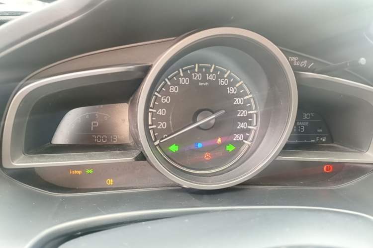 Used Mazda 3 Axela 2019 Cloud-Controlled Version Sedan 1.5L Automatic Comfort Trim China VI Standard Instrument Cluster