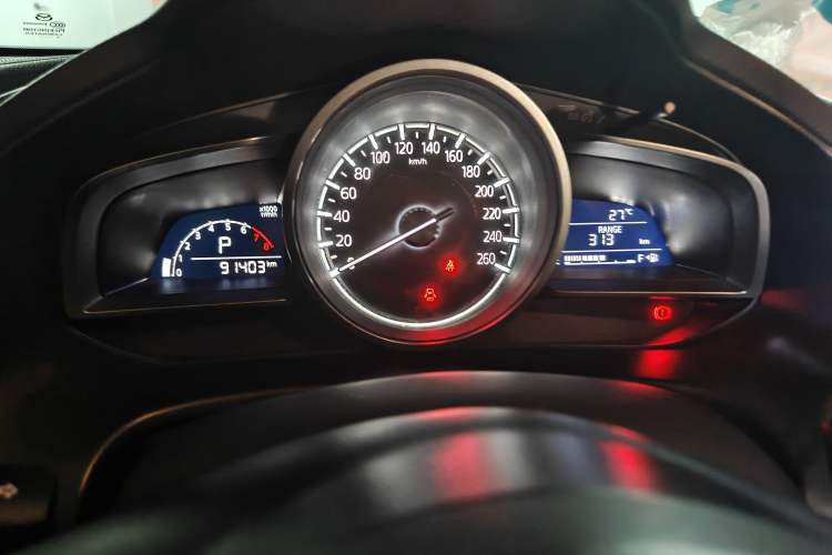 Used Mazda 3 Axela 2019 Cloud-Controlled Version Sedan 1.5L Automatic Comfort Trim China VI Standard Instrument Cluster