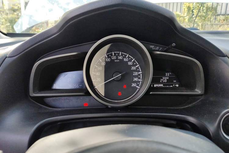Used Mazda 3 Axela 2019 Cloud-Controlled Sedan 1.5L Automatic Luxury Model China VI Standard Instrument Cluster