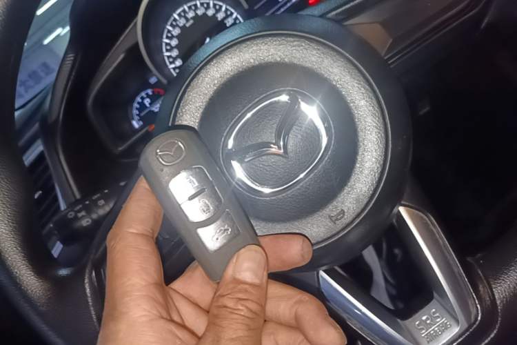 Used Mazda 3 Axela 2019 Cloud-Controlled Version Sedan 1.5L Automatic Comfort Trim China V Standard Interior 1