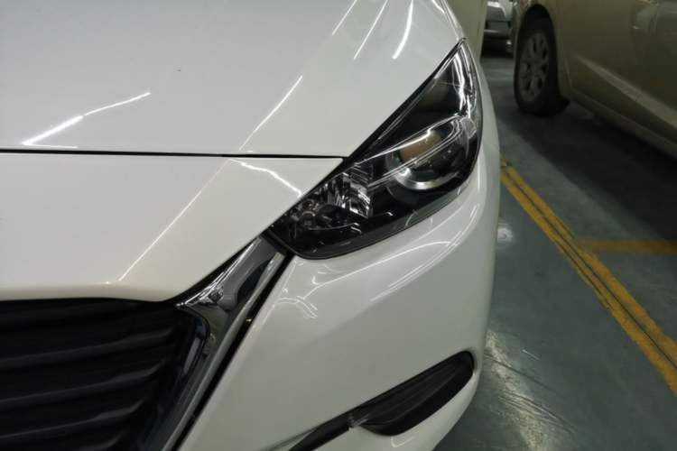 Used Mazda 3 Axela 2019 Cloud-Controlled Version Sedan 1.5L Automatic Comfort Trim China VI Standard Left Front Headlight