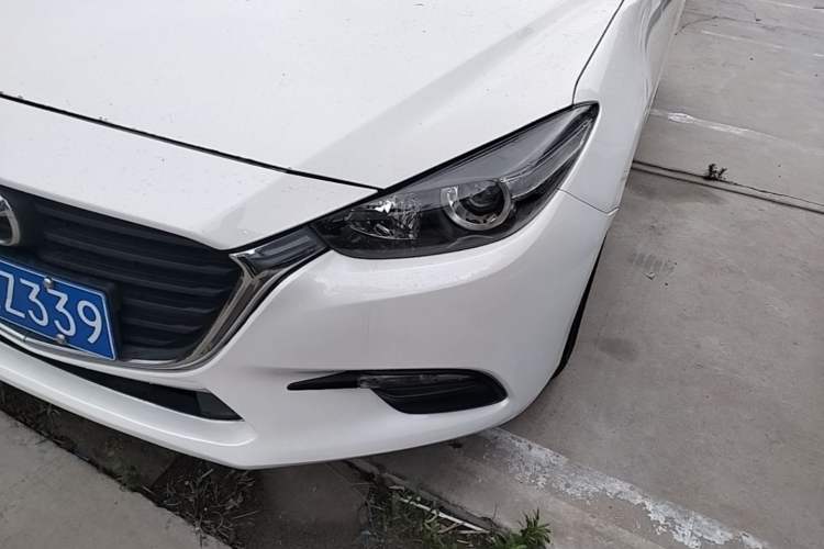 Used Mazda 3 Axela 2019 Cloud-Controlled Version Sedan 1.5L Automatic Comfort Trim China VI Standard Left Front Headlight