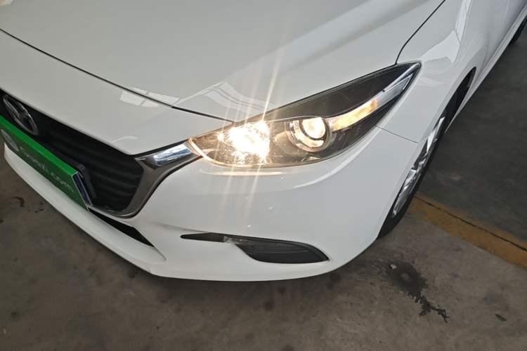 Used Mazda 3 Axela 2019 Cloud-Controlled Version Sedan 1.5L Automatic Comfort Trim China VI Standard Left Front Headlight