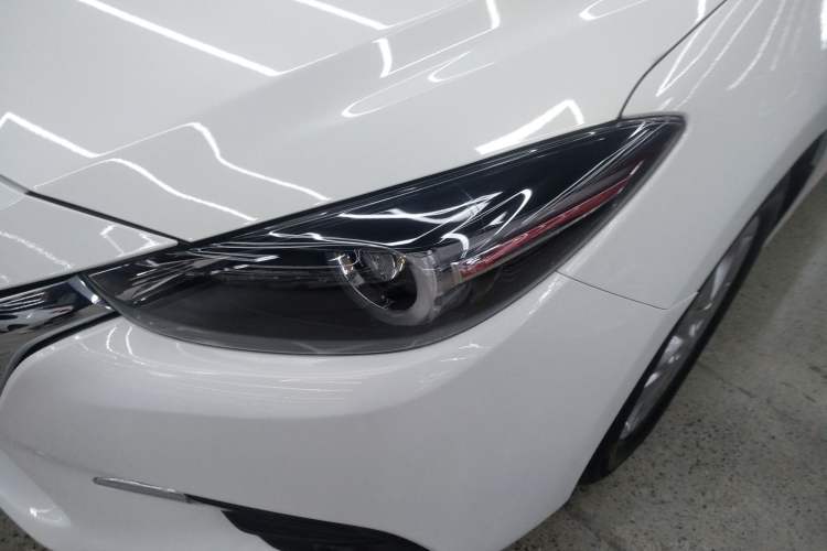 Used Mazda 3 Axela 2019 Cloud-Controlled Sedan 1.5L Automatic Luxury Model China VI Standard Left Front Headlight