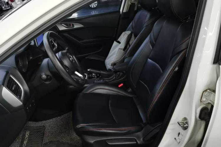 Used Mazda 3 Axela 2019 Cloud-Controlled Version Sedan 1.5L Automatic Comfort Trim China VI Standard Left Front Seat