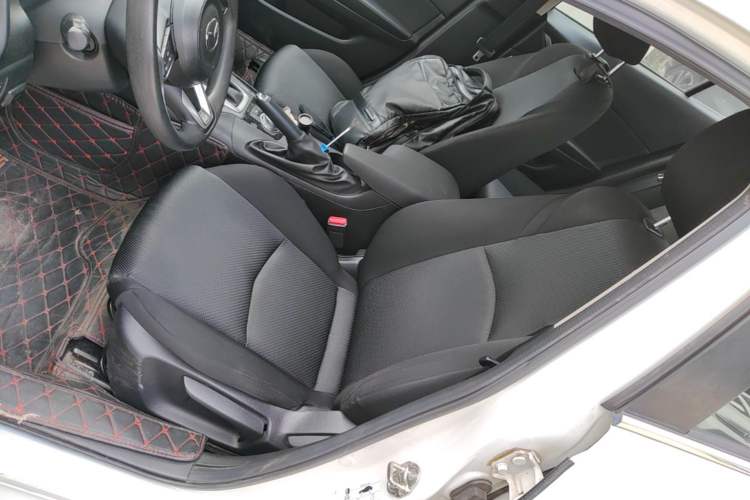 Used Mazda 3 Axela 2019 Cloud-Controlled Version Sedan 1.5L Automatic Comfort Trim China VI Standard Left Front Seat