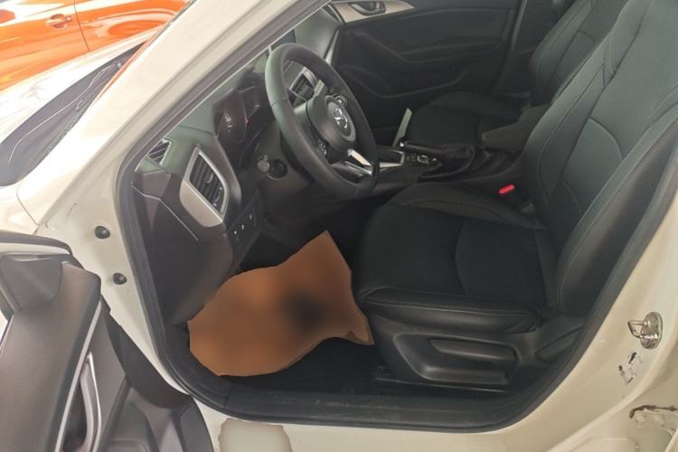 Used Mazda 3 Axela 2019 Cloud-Controlled Version Sedan 1.5L Automatic Comfort Trim China VI Standard Left Front Seat