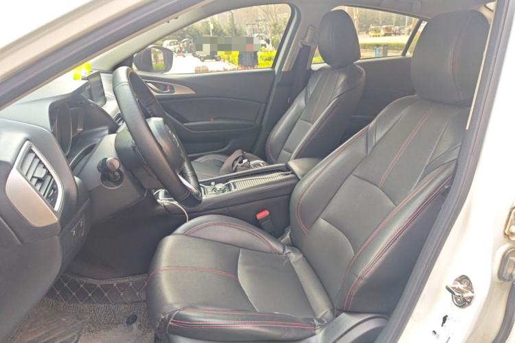 Used Mazda 3 Axela 2019 Cloud-Controlled Sedan 1.5L Automatic Luxury Model China VI Standard Left Front Seat