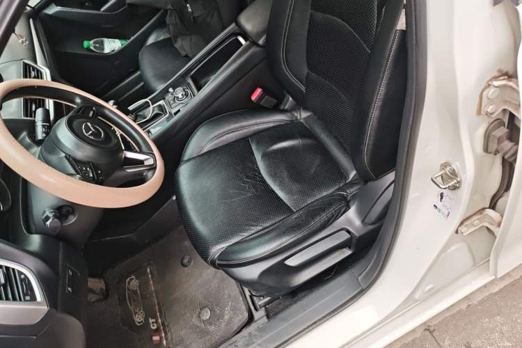 Used Mazda 3 Axela 2019 Cloud-Controlled Sedan 1.5L Automatic Luxury Model China VI Standard Left Front Seat