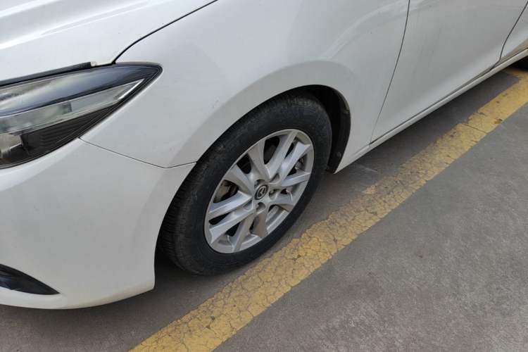 Used Mazda 3 Axela 2019 Cloud-Controlled Version Sedan 1.5L Automatic Comfort Trim China VI Standard Left Front Wheel Hub