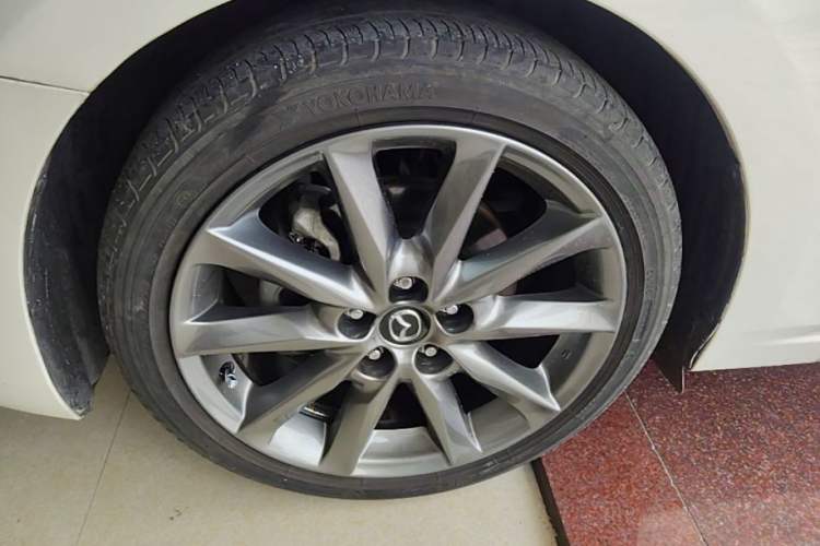 Used Mazda 3 Axela 2019 Cloud-Controlled Version Hatchback 2.0L Automatic Luxury Model China VI Standard Left Front Wheel Hub