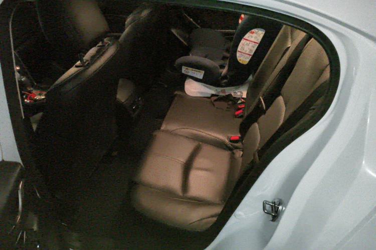 Used Mazda 3 Axela 2019 CloudControl Edition Hatchback 2.0L Automatic Sport Model China VI Standard Left Rear Seat