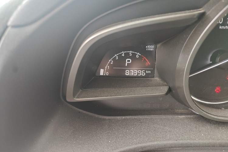 Used Mazda 3 Axela 2019 Cloud-Controlled Version Sedan 1.5L Automatic Comfort Trim China VI Standard Odometer Close Up