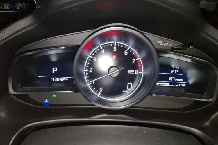 Used Mazda 3 Axela 2019 CloudControl Edition Hatchback 2.0L Automatic Sport Model China VI Standard Odometer Close Up