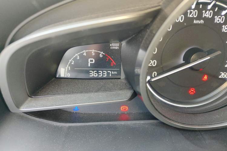 Used Mazda 3 Axela 2019 Cloud-Controlled Version Sedan 2.0L Automatic Luxury Trim China VI Standard Odometer Close Up