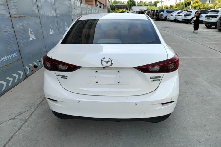 Used Mazda 3 Axela 2019 Cloud-Controlled Version Sedan 1.5L Automatic Comfort Trim China VI Standard Rear