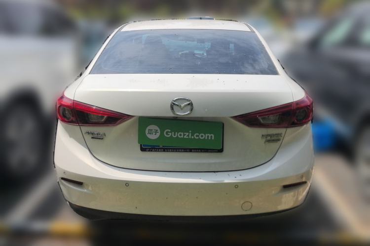 Used Mazda 3 Axela 2019 Cloud-Controlled Version Sedan 2.0L Automatic Luxury Trim China VI Standard Rear